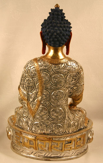 Buddha Shakyamuni Statue